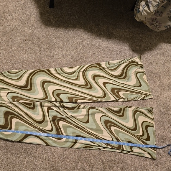 Dresses In LALA - Picture 8 of 11